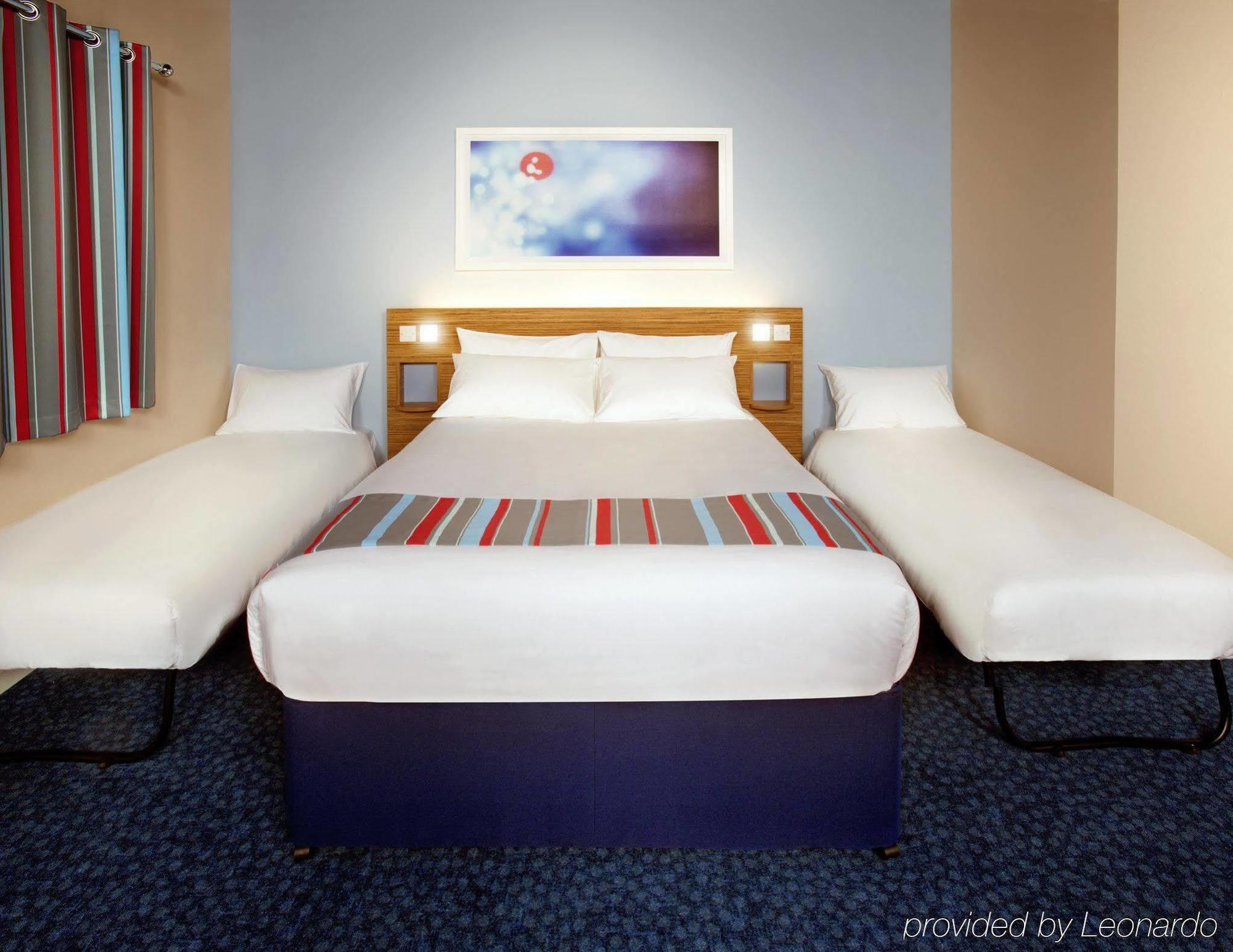 Travelodge Aberdeen Airport Ngoại thất bức ảnh